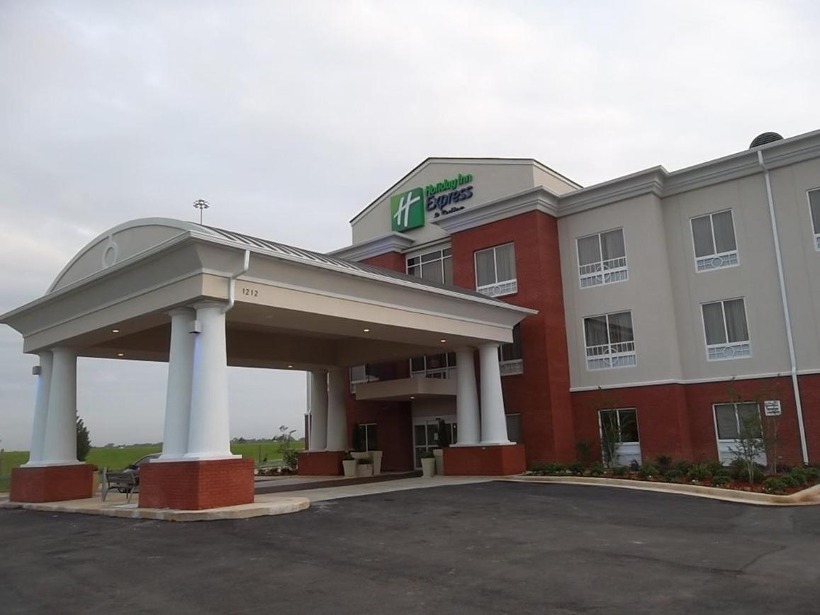 Holiday Inn Express & Suites Brookhaven By Ihg Екстер'єр фото